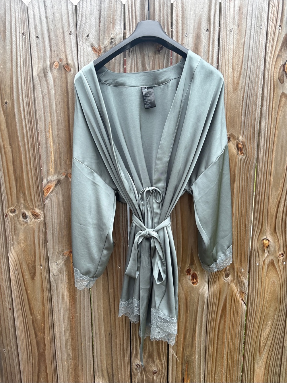 $5💕 H&M Green Lace-Trim Robe with Tie Waist